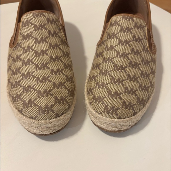 Michael Kors Logo Espadrille Slip On Shoe Tan Brown Women's Size 8M - Picture 6 of 6